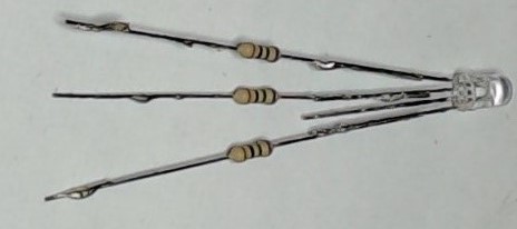 led-three-resistors.jpg